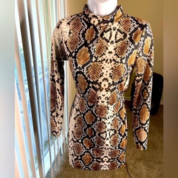 Pretty Little Thing Snake skin print dress (6) - Picture 1 of 7